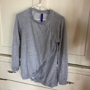 Seraphine nursing sweatshirt